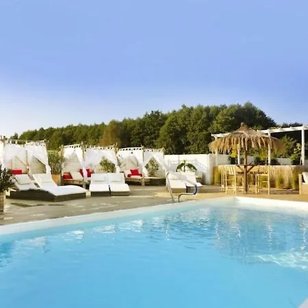 Beachside House In Kopa With Heated Pool Hébergement de vacances Kopań
